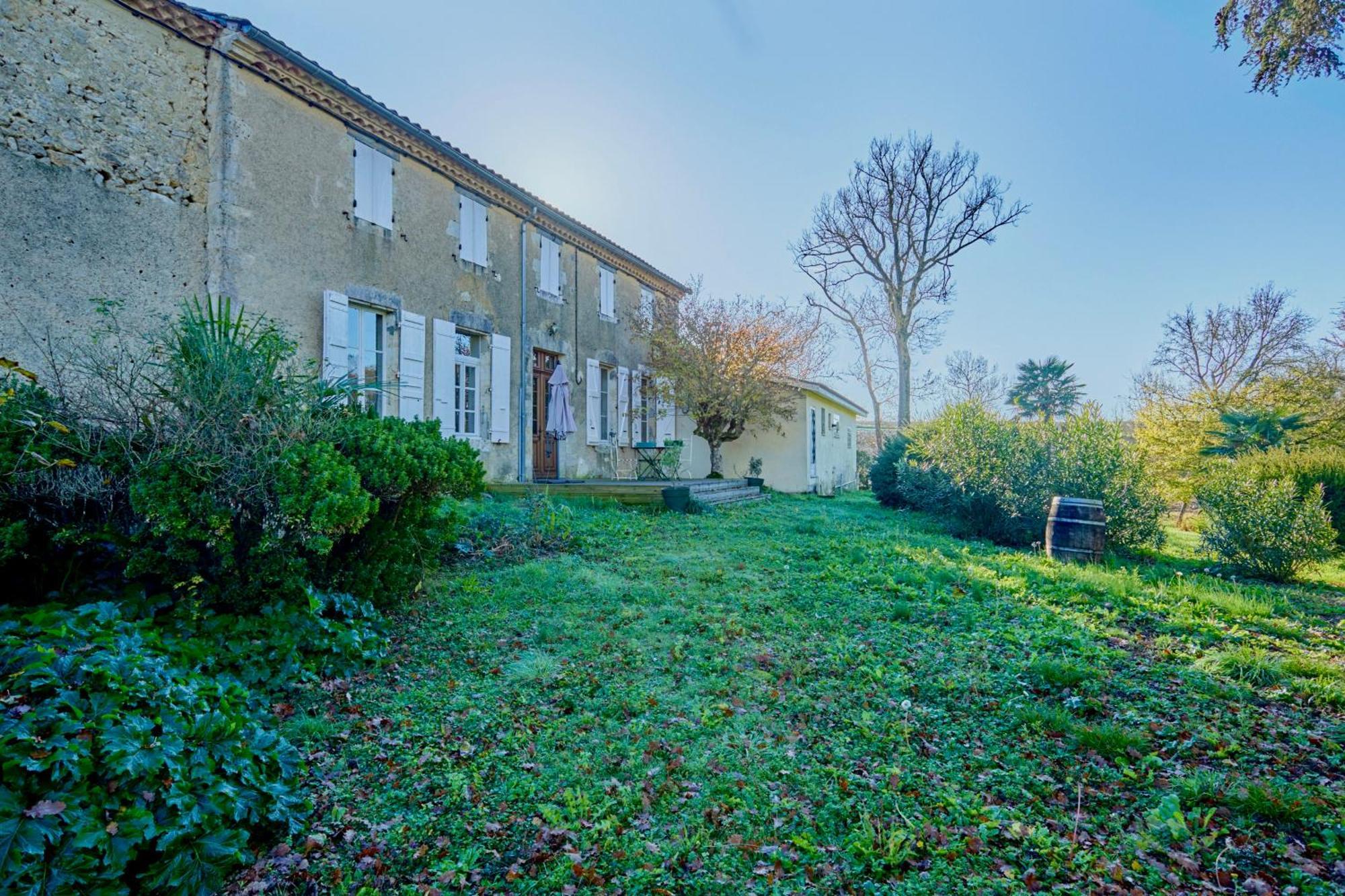 Chambres D'Hotes De Charme Avec Piscine - Le Clos Boissiere Valence-sur-Baise Luaran gambar
