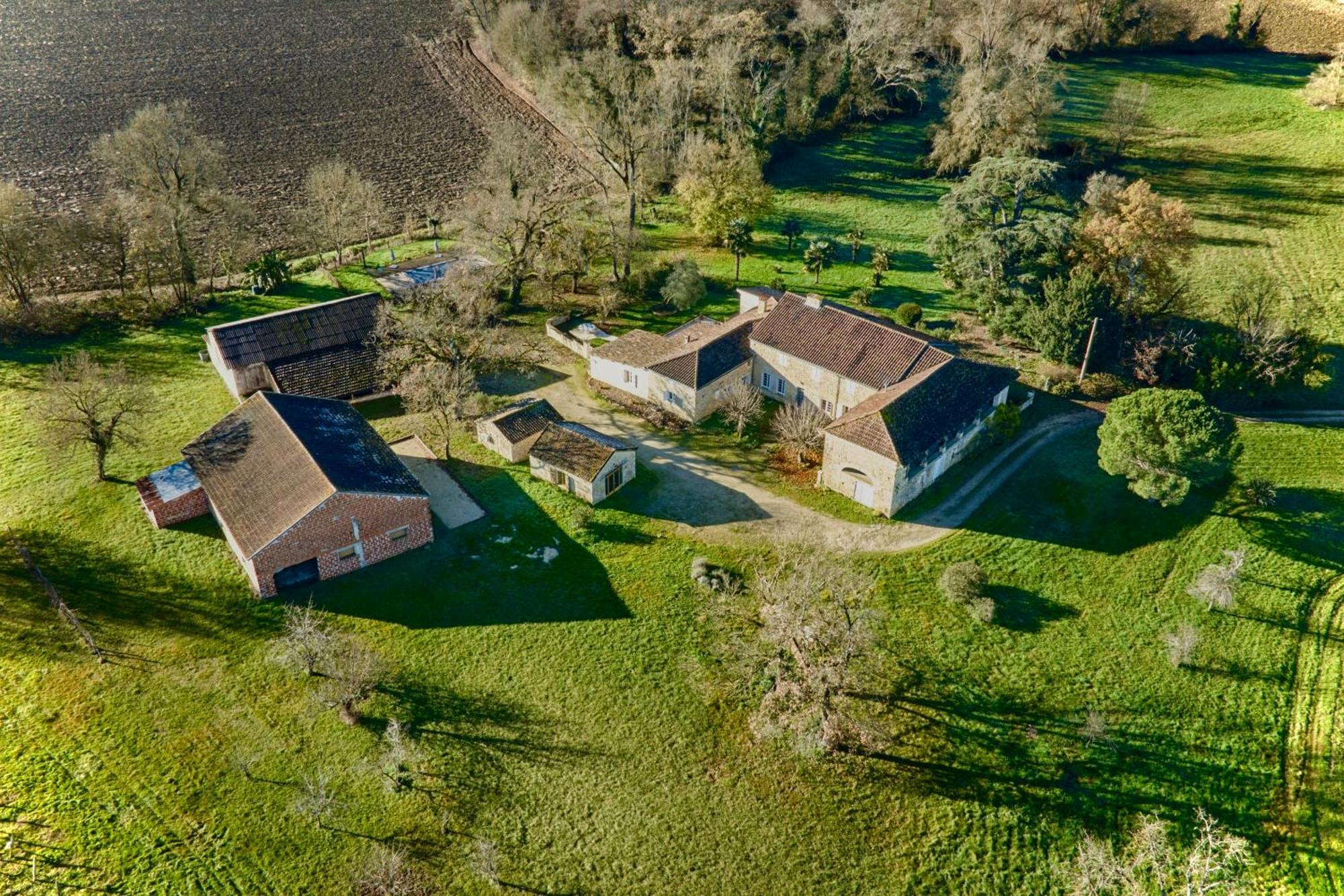 Chambres D'Hotes De Charme Avec Piscine - Le Clos Boissiere Valence-sur-Baise Luaran gambar